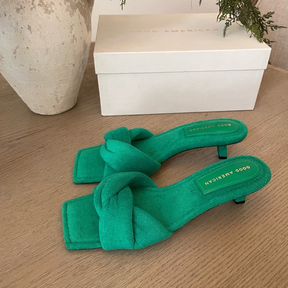 Good American Terry Kickstand Mules - Green Terry - Picture 8 of 8